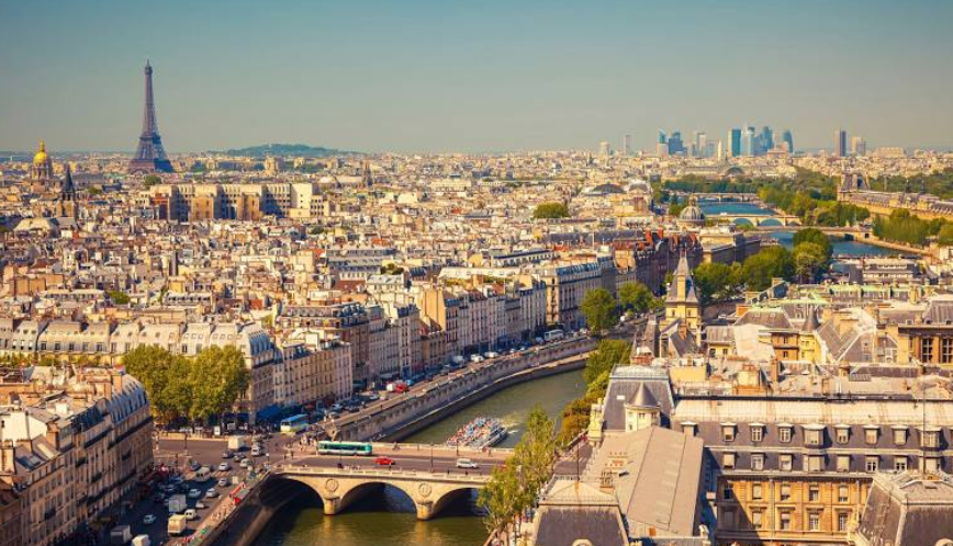 Jouer au padel à Paris